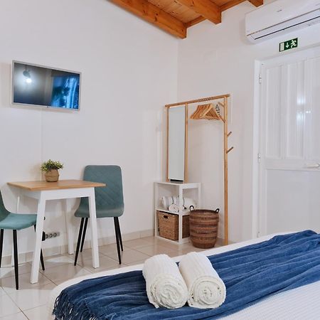 Minha Casa Sua Casa - Cozy Little House, Ac & Wifi Villa Ferragudo  Exterior photo